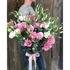 Нежные лизиантусы