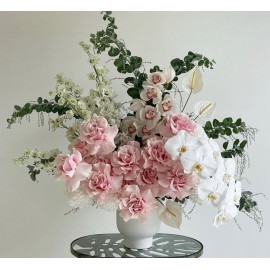 Интерьерный красавчик